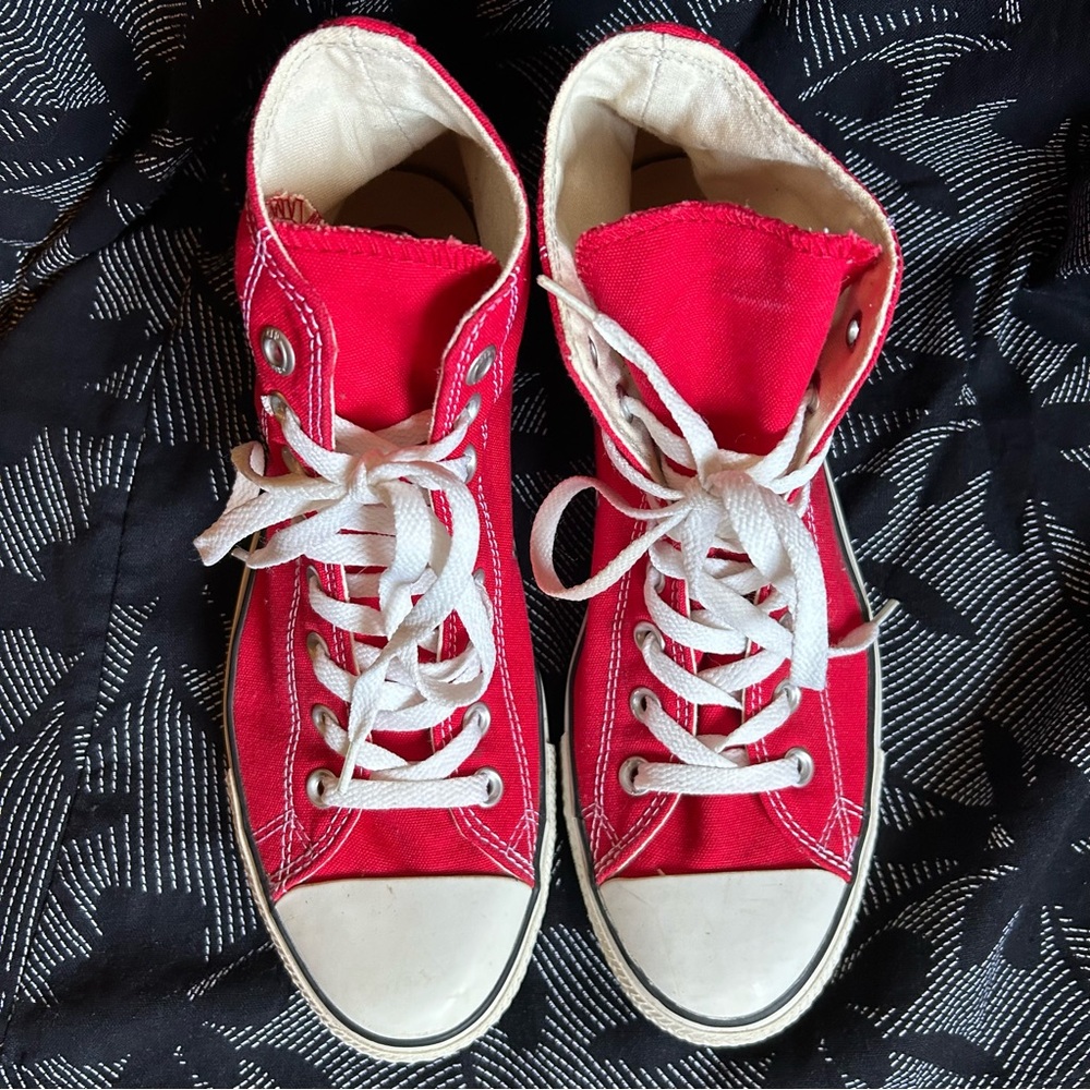 Converse High Tops - Picture 2 of 8